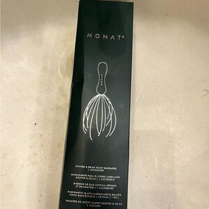 Monat Scalp Massager